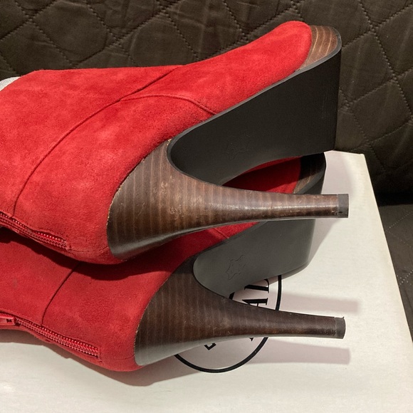 Vintage Y2K Steve Madden Trishia Red Suede Stiletto Ankle Boots - Picture 5 of 9
